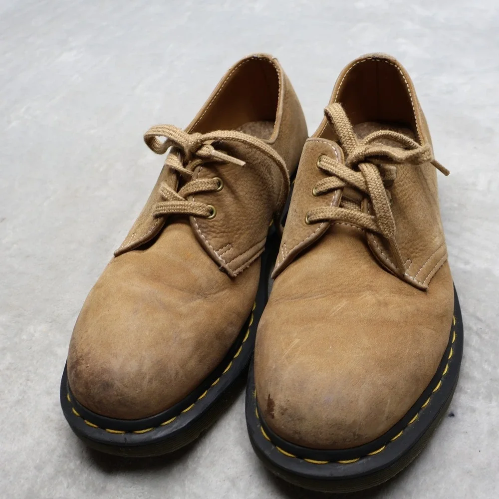 Dr. Martens Unisex 8M 9M Oxford Brown Tumbled Nubuck Leather Classic Lace-Up